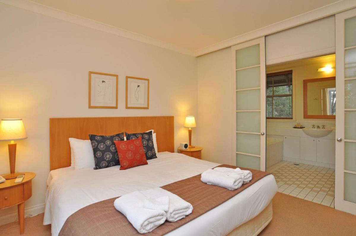 Suitetrails - 1 bedroom Executive Villa located within Cypress Lakes