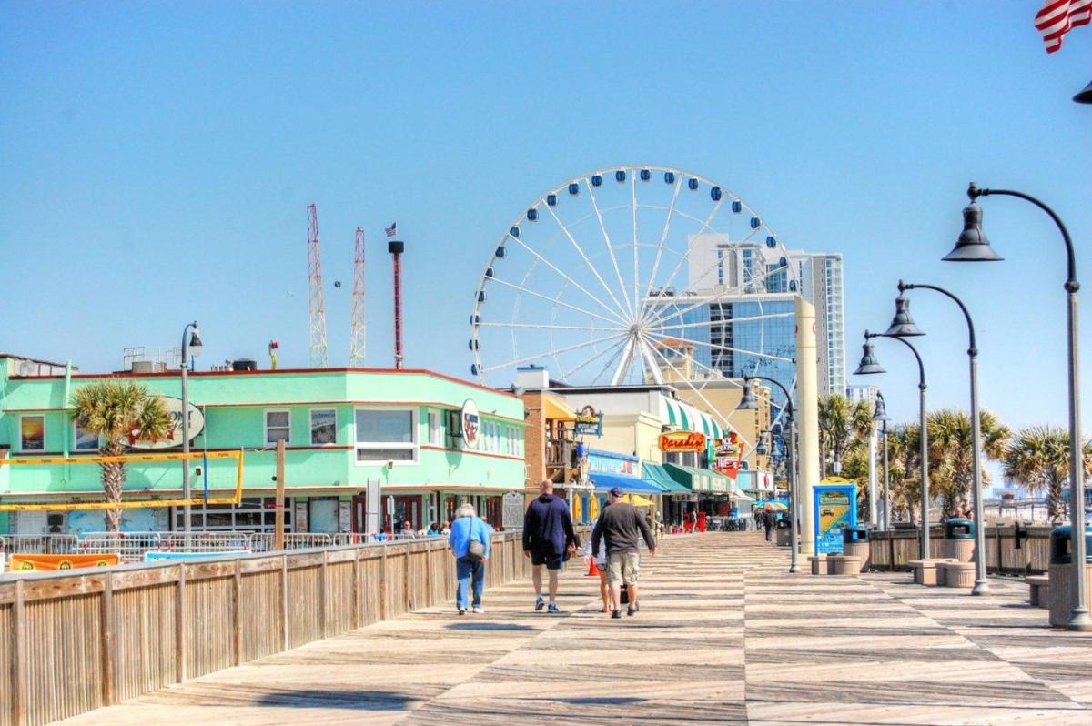 Ocean Forest 204 E - Housity