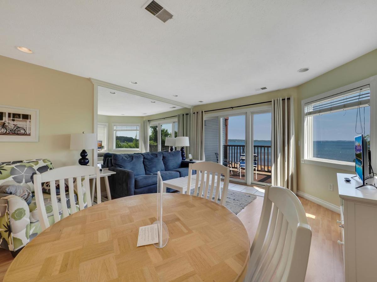 Beach Room 220 - Housity