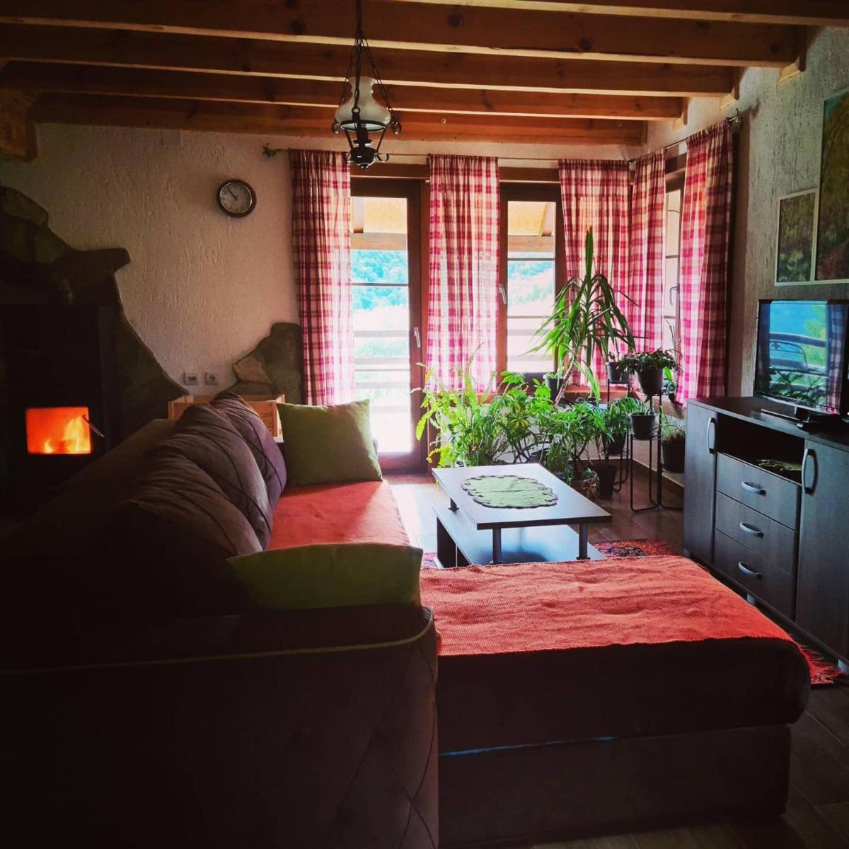 Suitetrails - Country House Sunčev breg