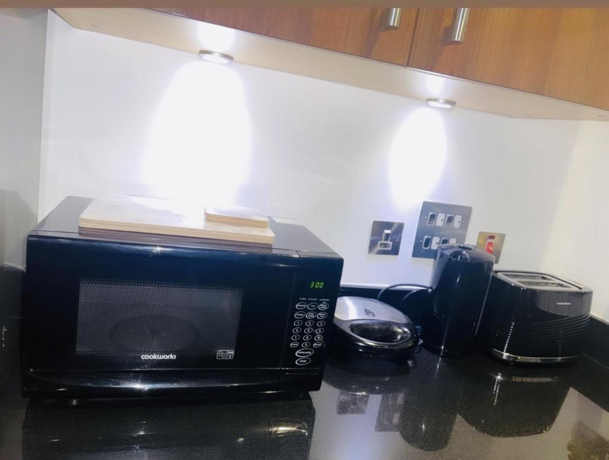 LUXURY APARTMENT IN CENTRAL LONDON - PATIO, NETFLIX - Housity