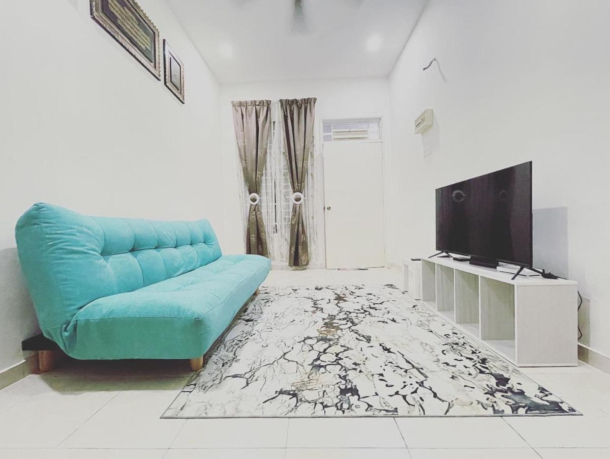 A'Five Homestay - Housity