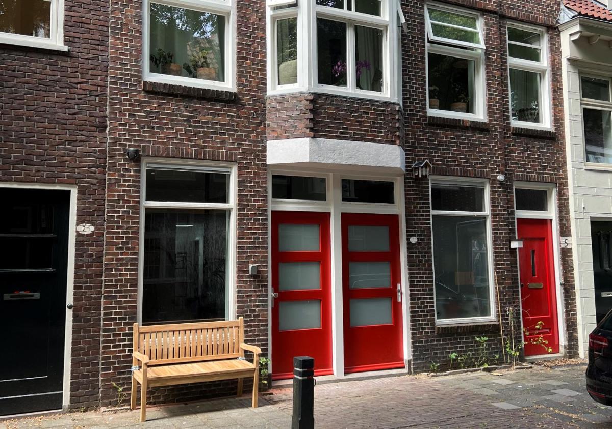 Cosy Studio Apartment Kleine Rozenstraat - Housity