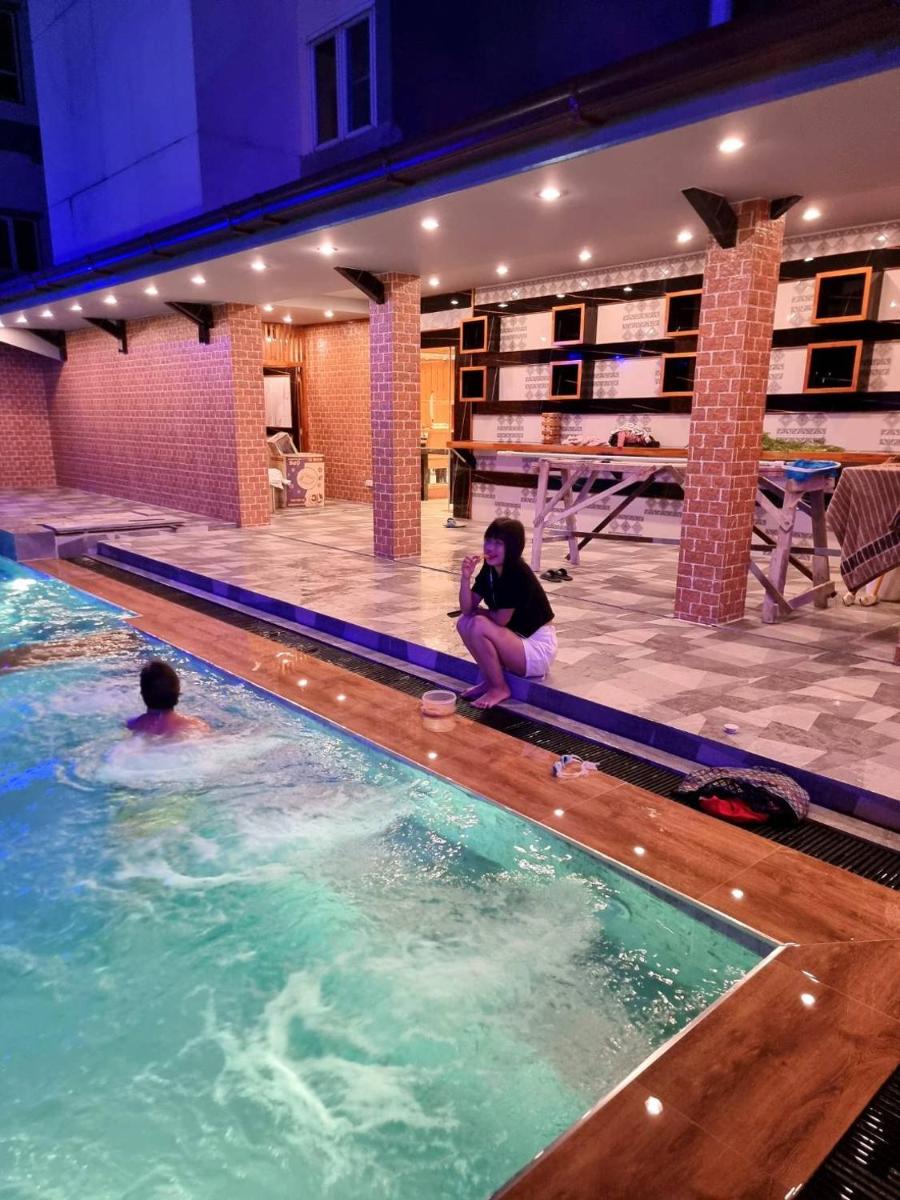 Grand Parazo Hotel Suvarnbhumi Airport - Housity