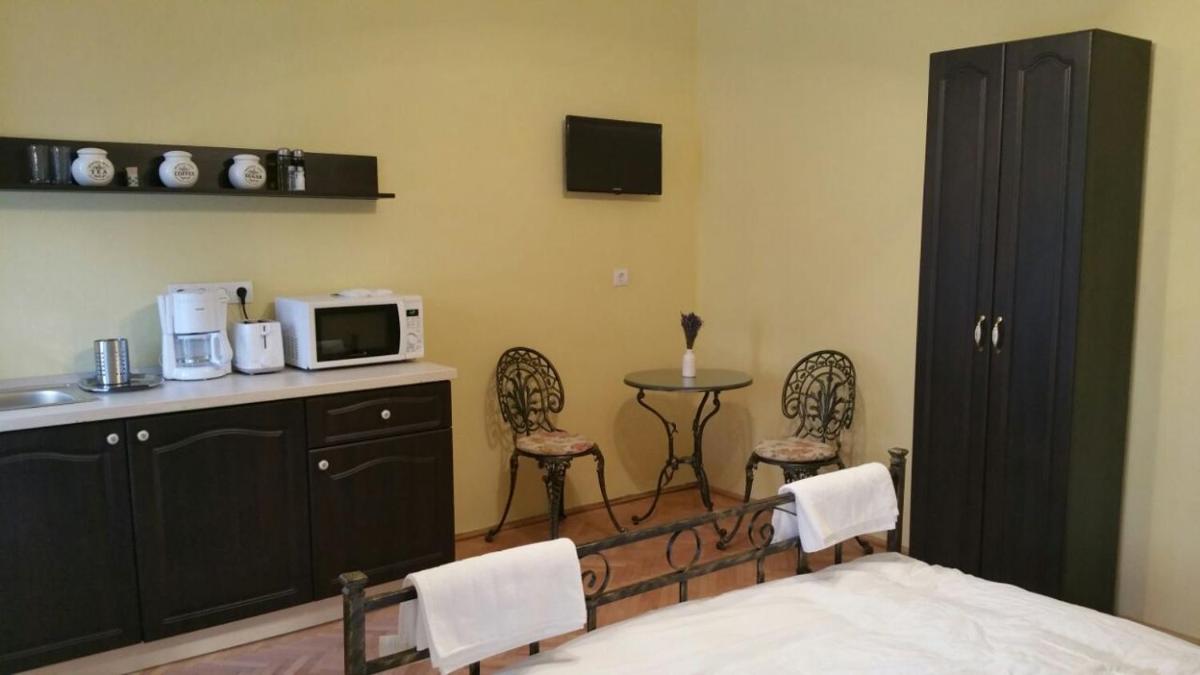 Central Square Studios - Housity