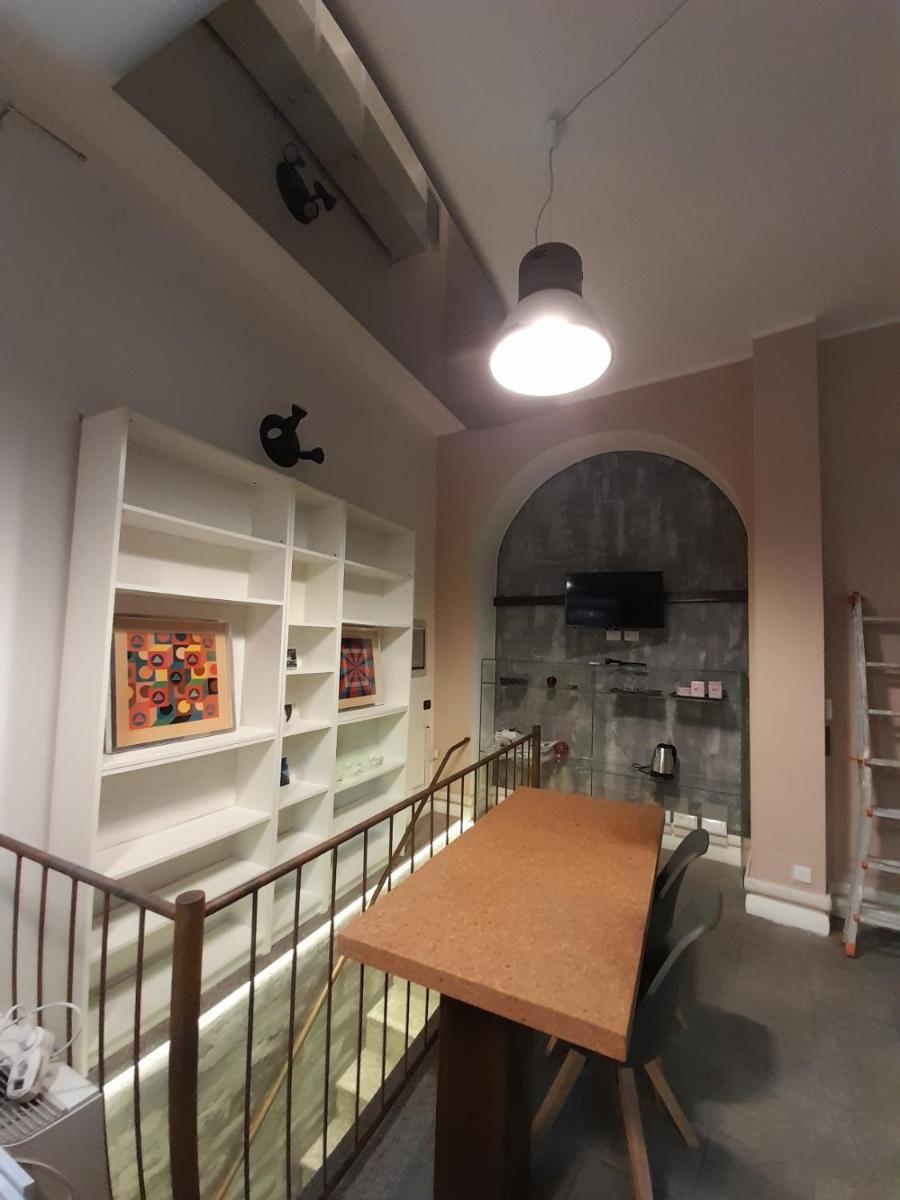 Central Garibaldi Loft, a piedi a Palazzo Reale - Housity