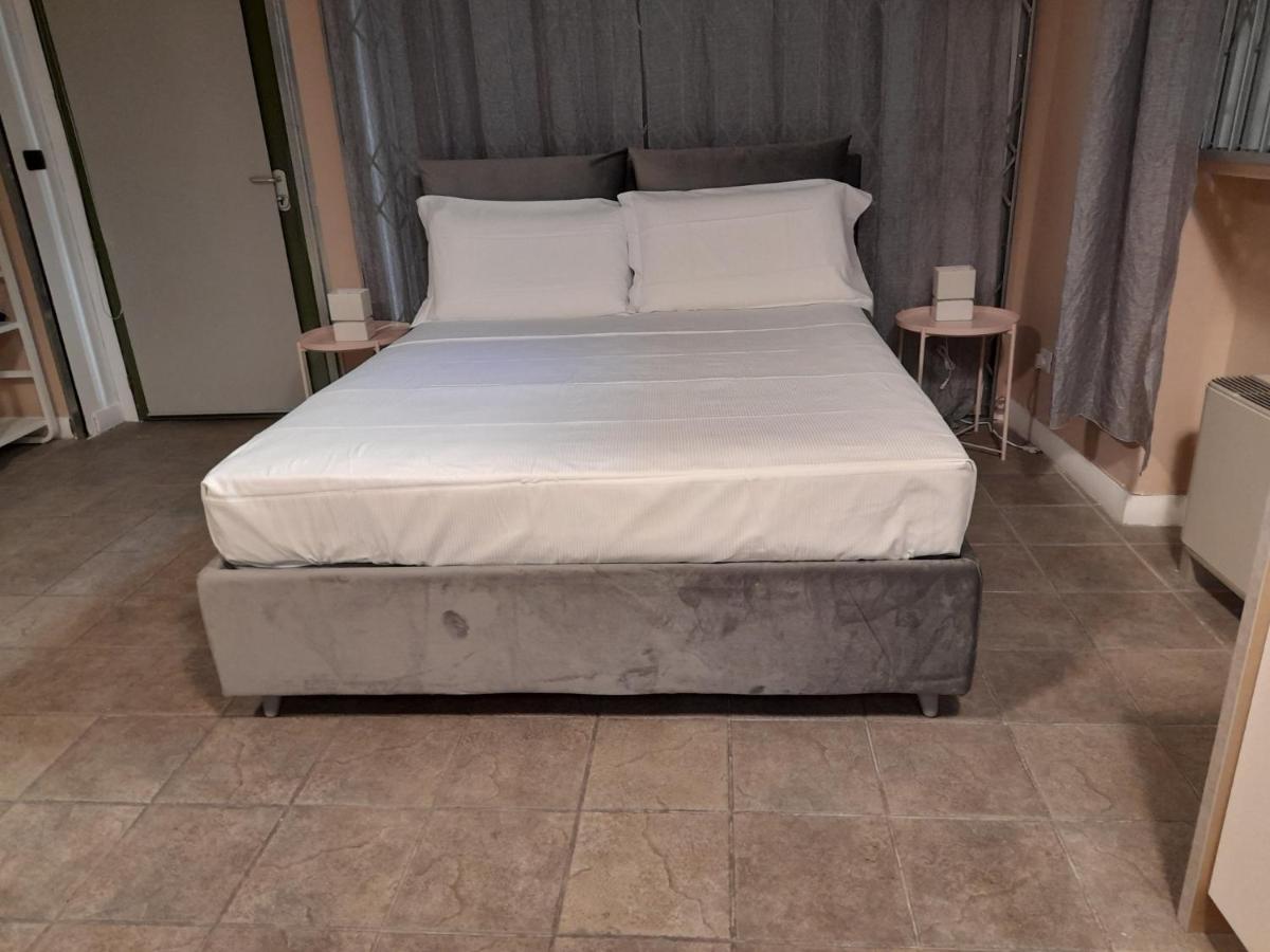 Central Garibaldi Loft, a piedi a Palazzo Reale - Housity