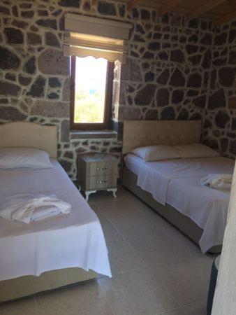 Yakamoz Motel & Restaurant - Housity