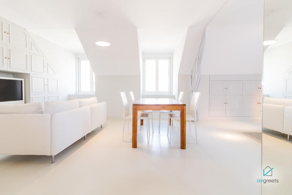 MODERN, MINIMALIST FLAT IN VIENNA - Housity