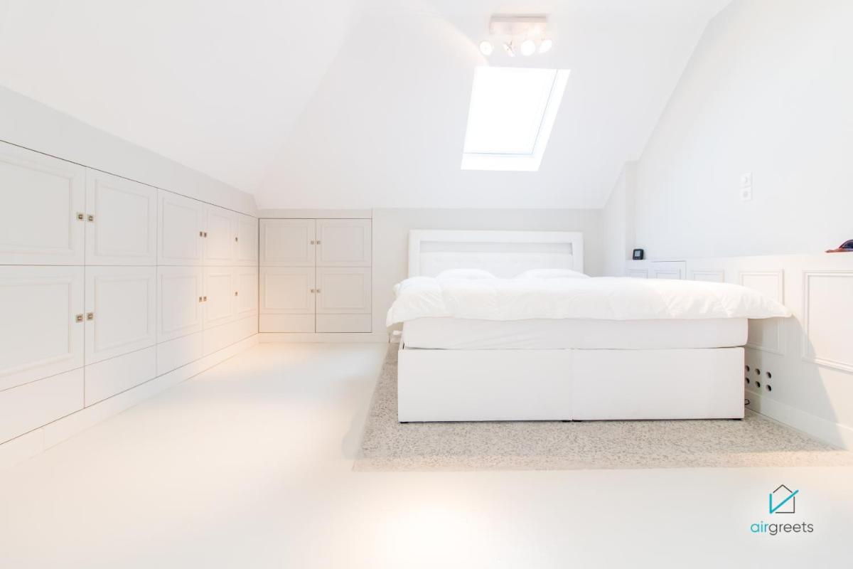 MODERN, MINIMALIST FLAT IN VIENNA - Housity