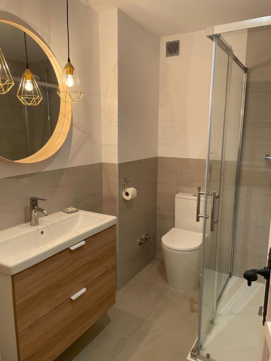 Hotel los Tilos - Housity