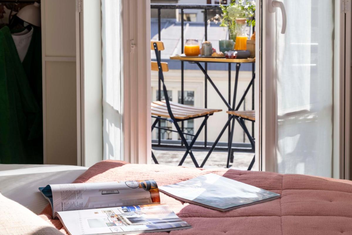 Coin salon dans l'établissement Dadou Paris
