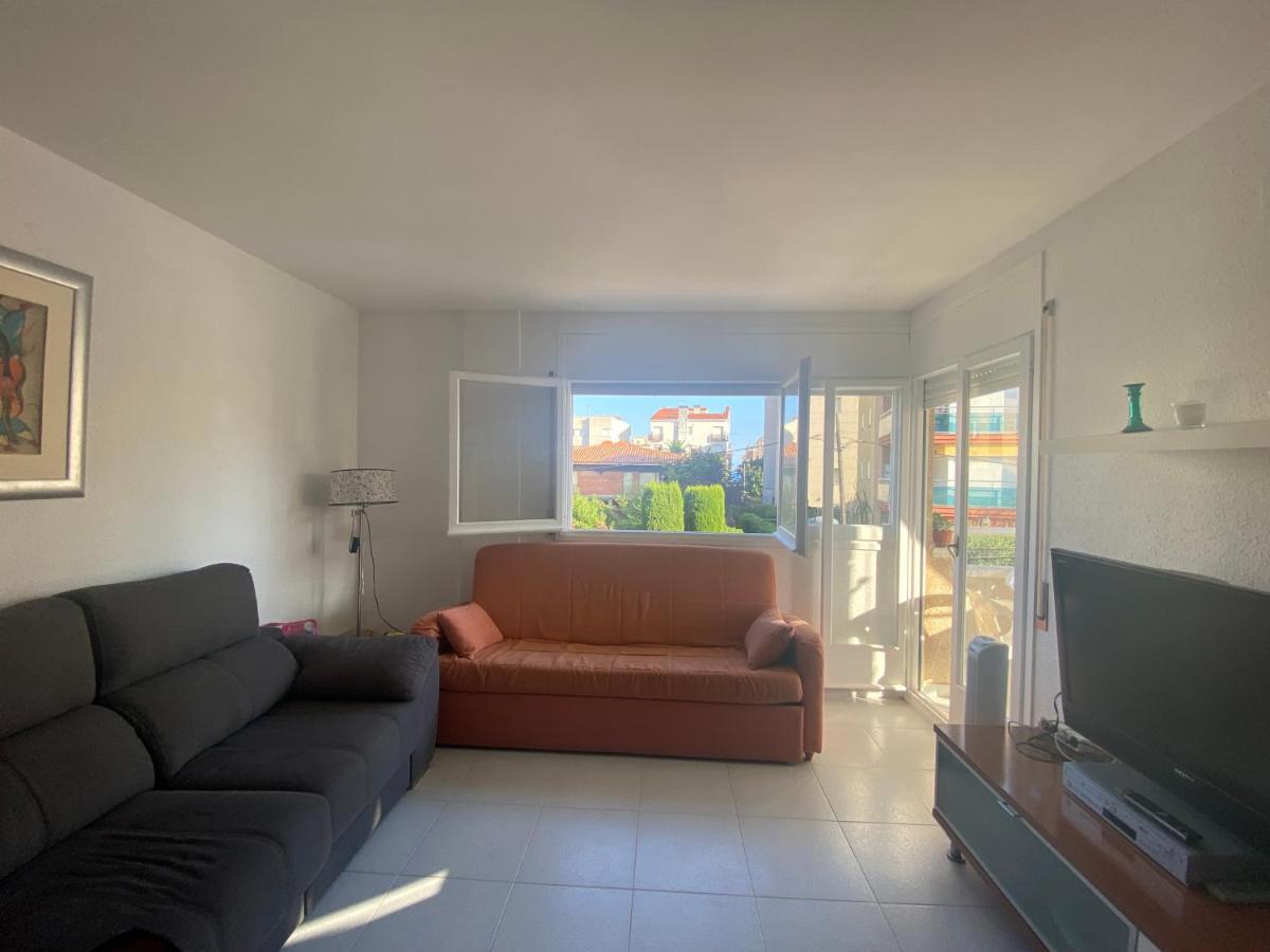Suitetrails - Beautiful And Bright Apartment In Calafell,