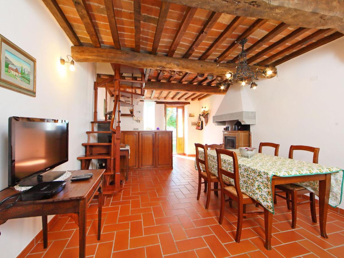 Apartment Piano Rosso 1 by Interhome - Housity