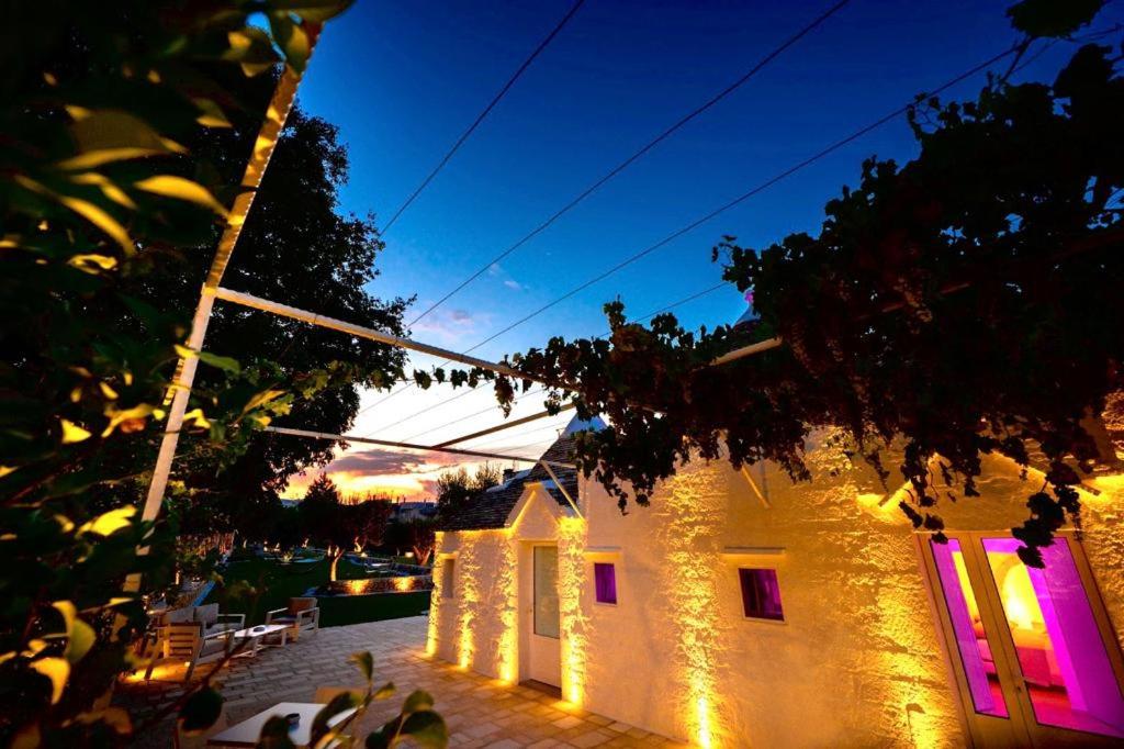 ML Vacanze in Puglia Trullo Maestro - Housity