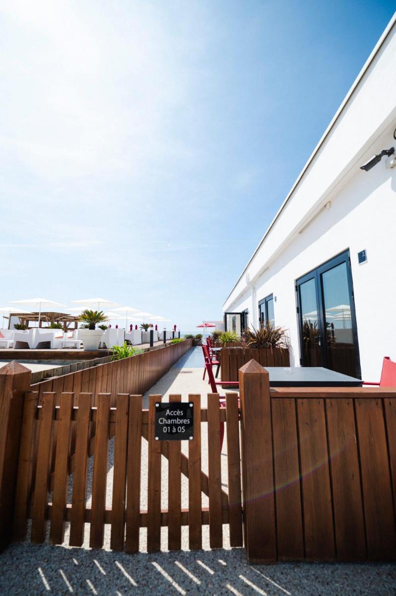 Balcon ou terrasse dans l'établissement Le Grand Hotel de la Plage
