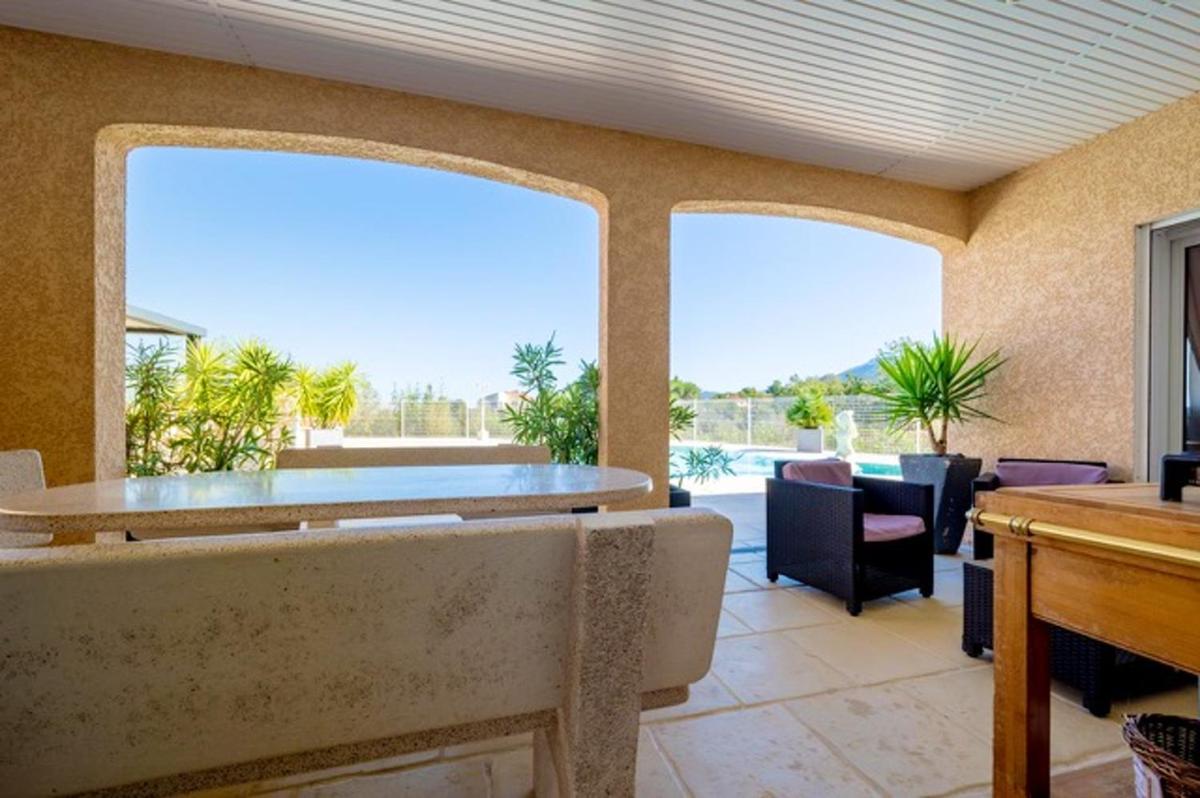 Maison charmante à Montesquieu-des-Albères avec piscine privée. - Housity