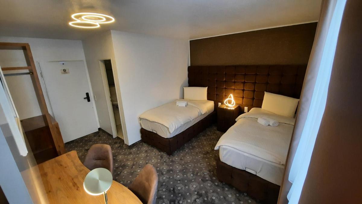 Hotel Rüttenscheider Stern - Hizvo