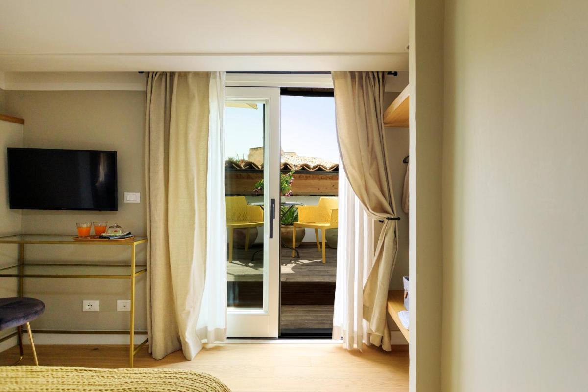 Suitetrails - Sui Tetti di Balarm Boutique Rooms