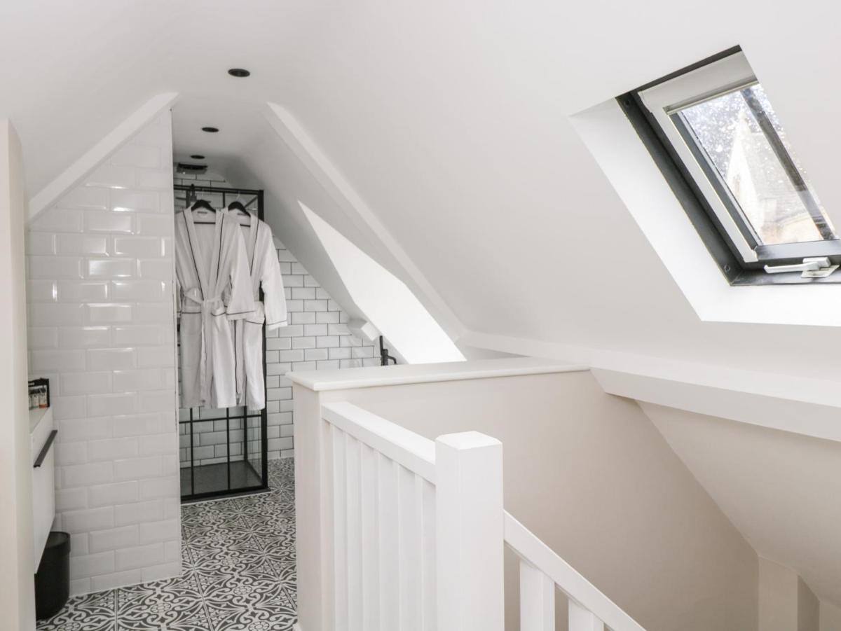 The Hayloft - Housity