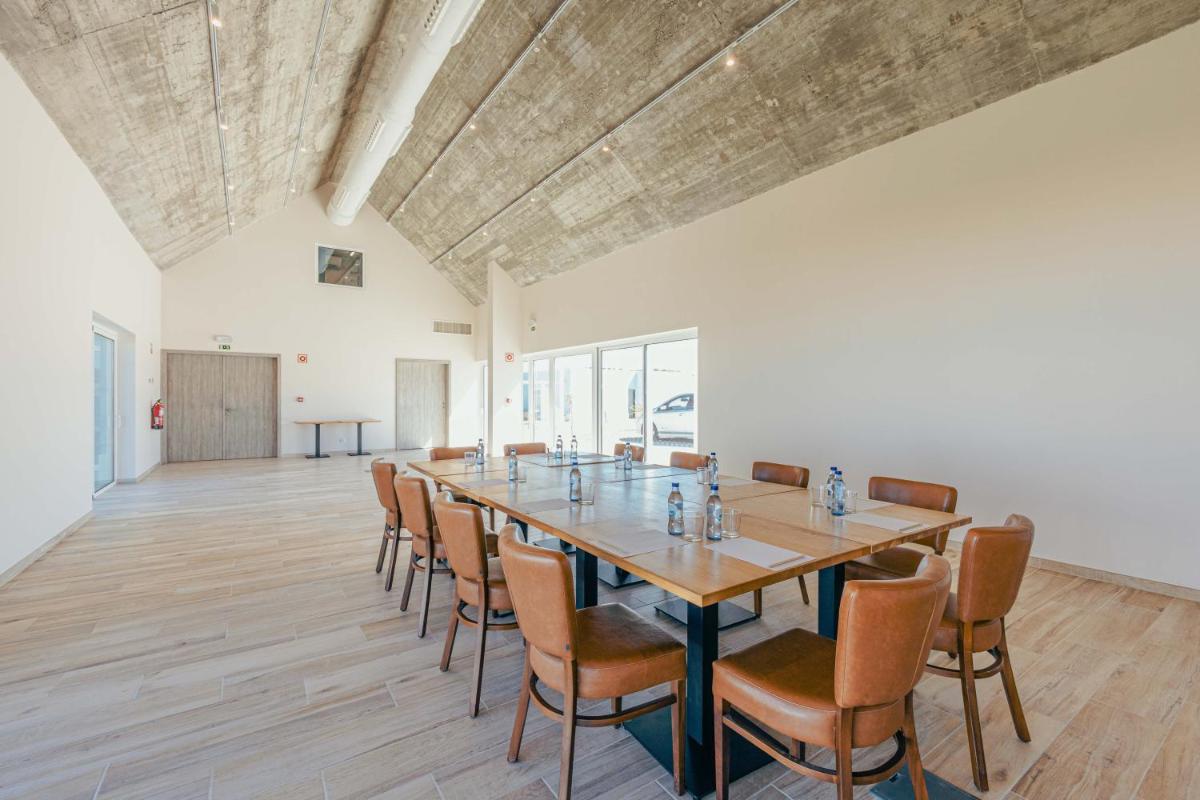Imagem da galeria de Sleep & Nature Hotel em Lavre