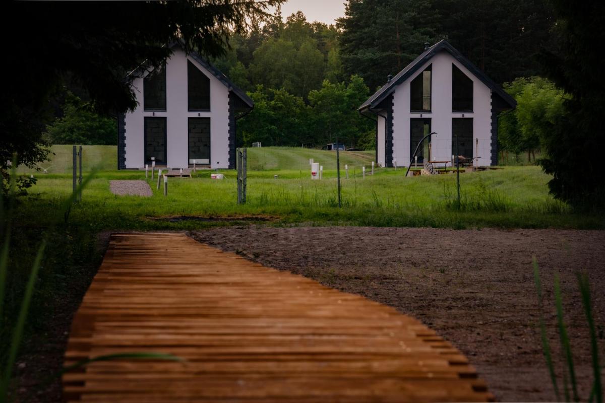 Osada Za Dębami, Podlasie, Sejny - Housity