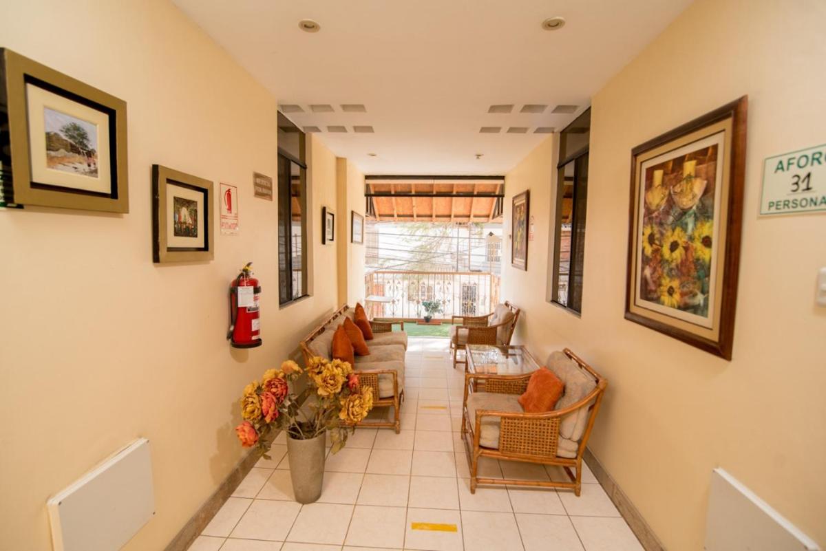 Hotel La Coruña - Housity