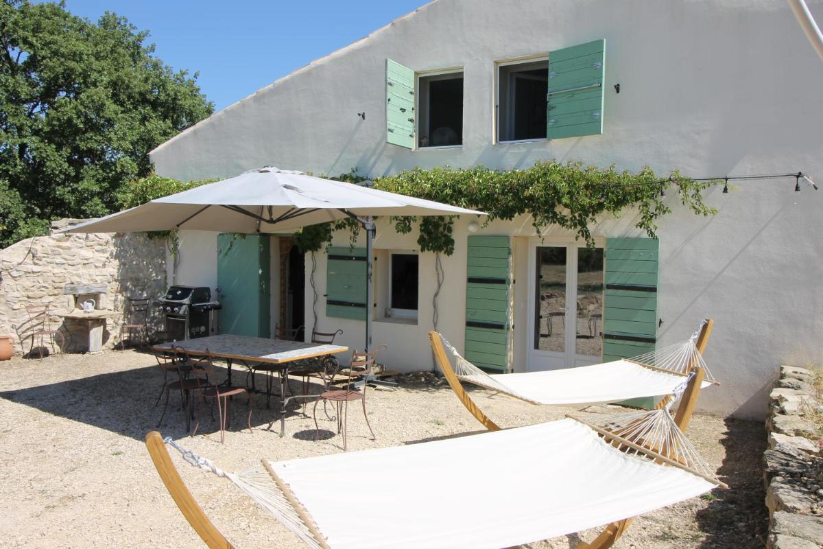 Luberon House between Lourmarin & Cucuron - Housity