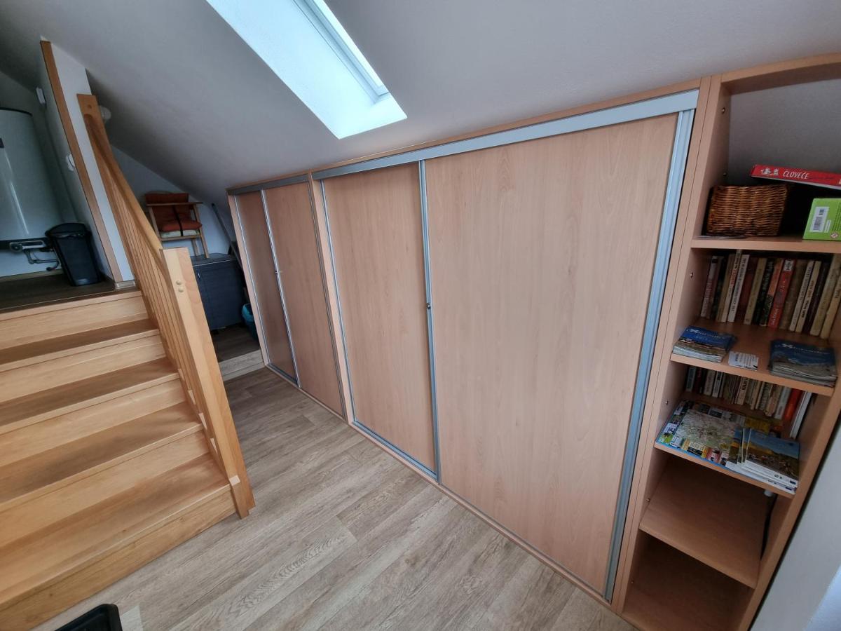Apartmány Knížkovi - Housity