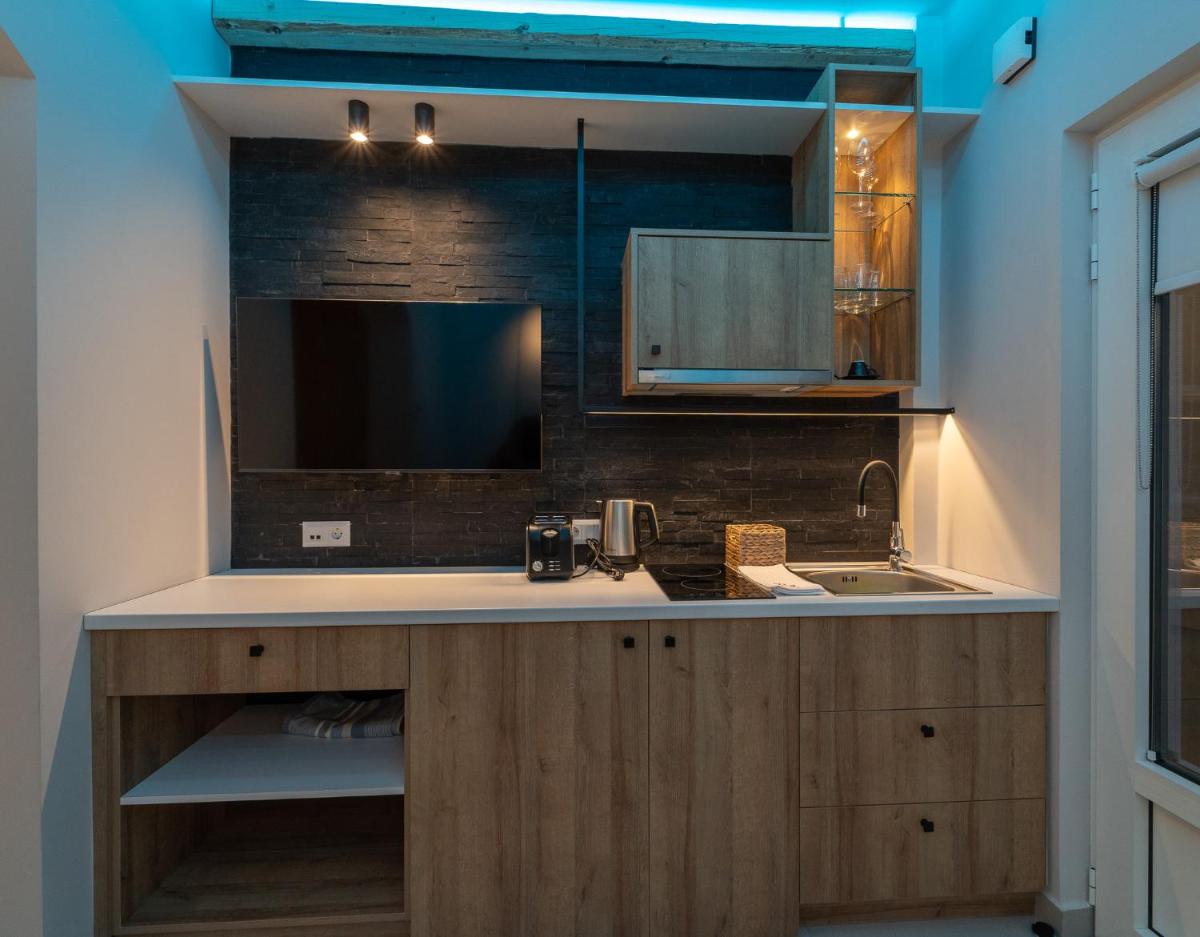 TIS YAYAS apartments - Housity