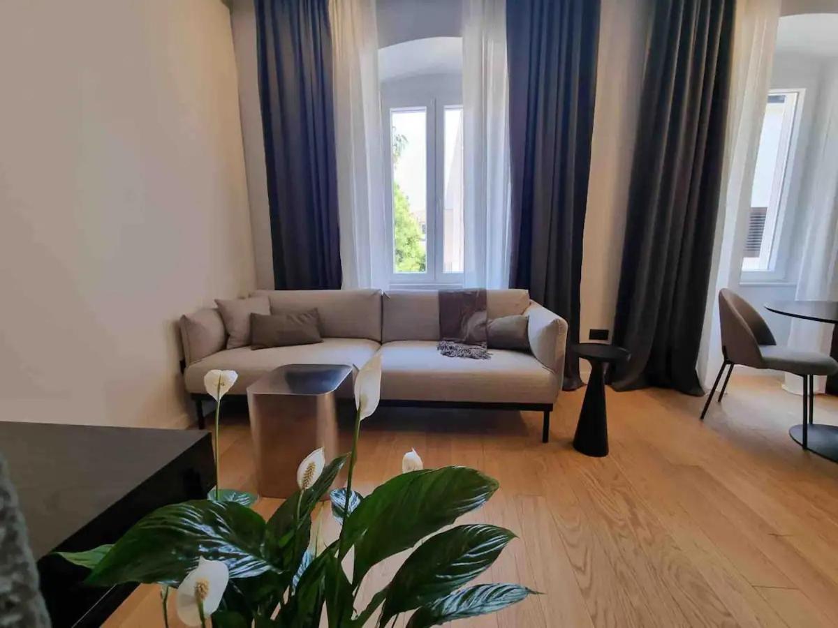 MAROEN Lux Studio and Apartment Old Town - Housity