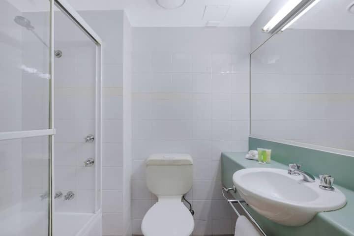 City Studio Near Popular Attractions - Housity