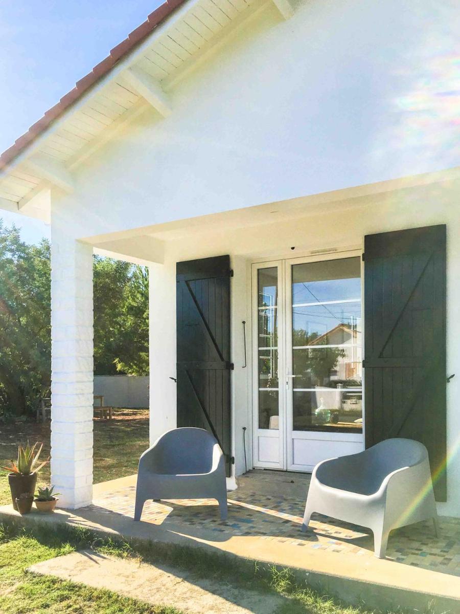 VILLA BERNACHE, maison bord de mer - Housity