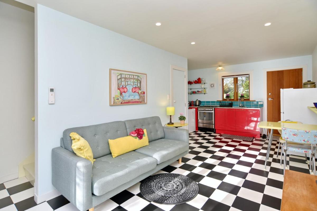 Louisa Chandler - Christchurch Holiday Homes - Housity