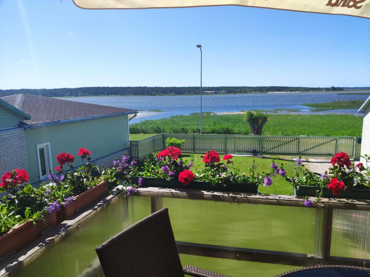 Mereääre - Housity