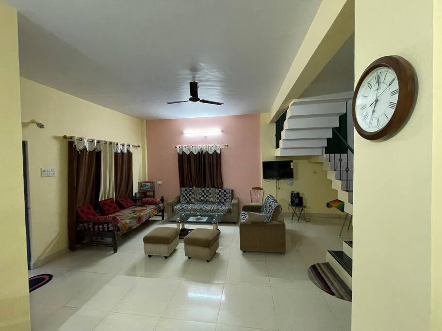 Suitetrails - Hill-View and nature surrounding 3 BHK Villa