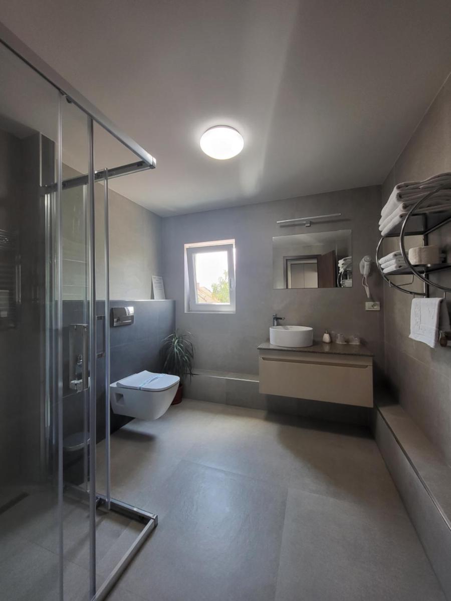 XO Residence - Housity