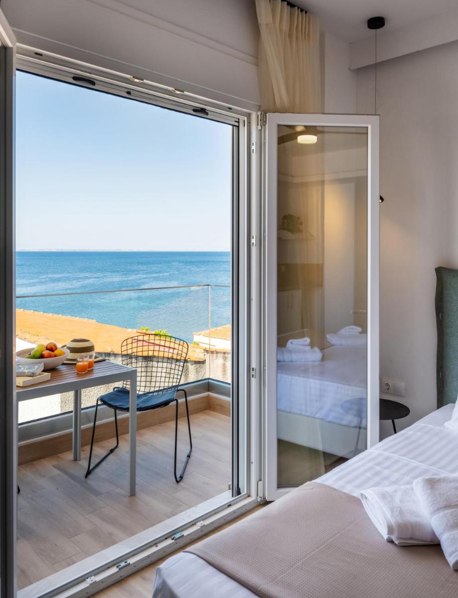 Aiora Suites by Booking Kottas - Housity