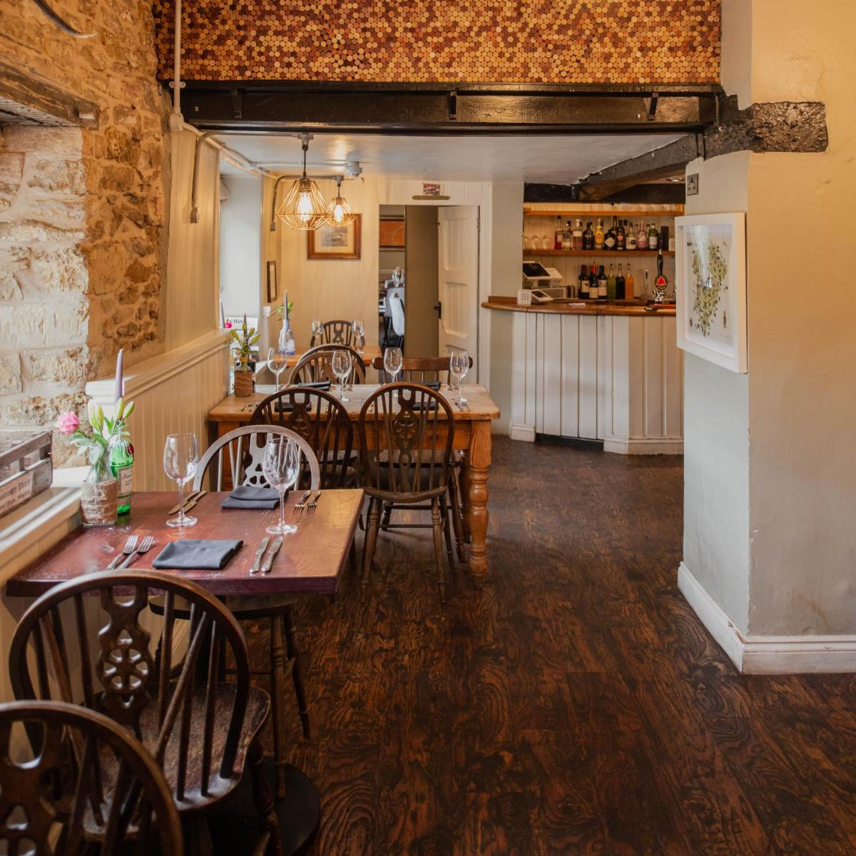 The George & Dragon Country Inn - Housity