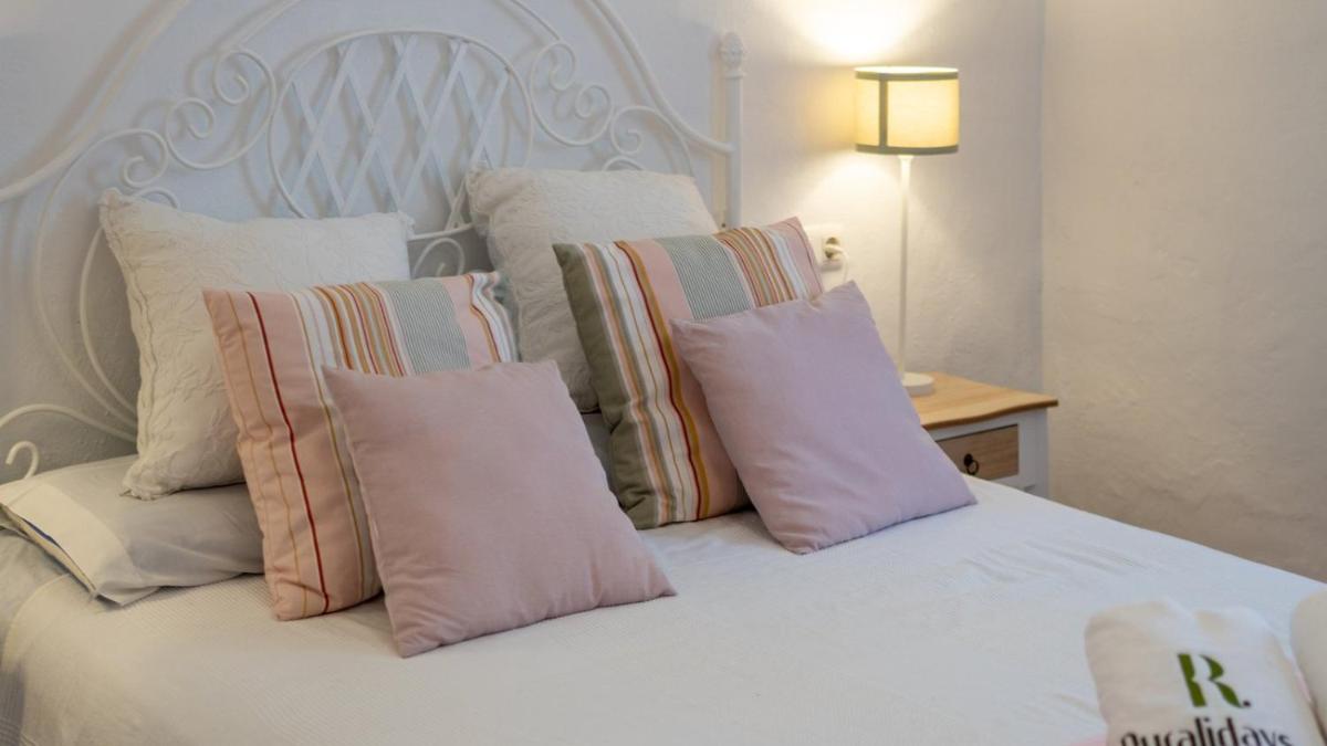 Piedra Blanca Frigiliana by Ruralidays - Housity