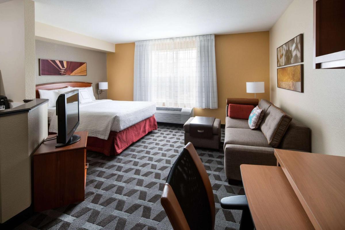 Sonesta Simply Suites Seattle Renton - Housity
