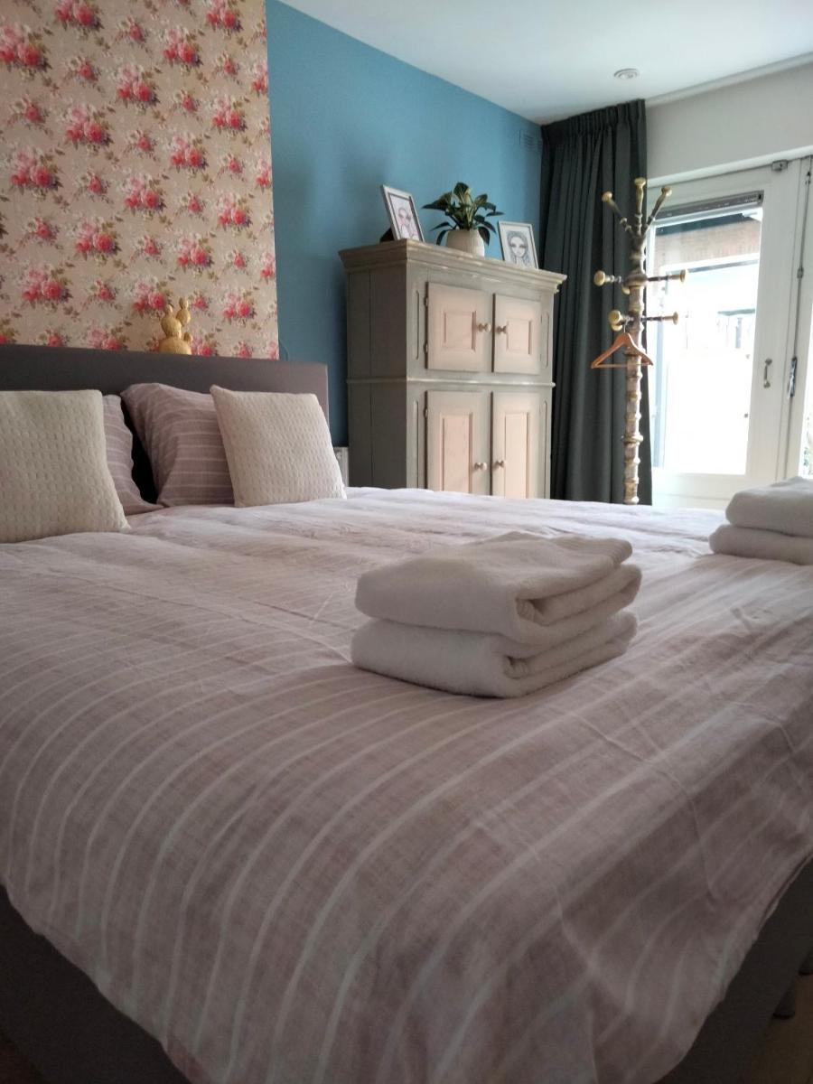 Airbnb 37 - Housity