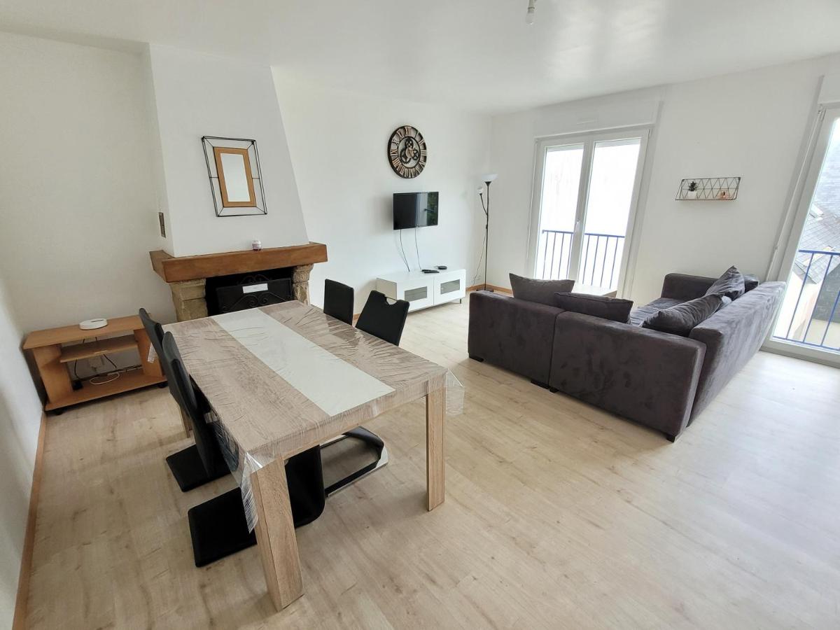 Maison de ville avec 4 grandes chambres - Housity