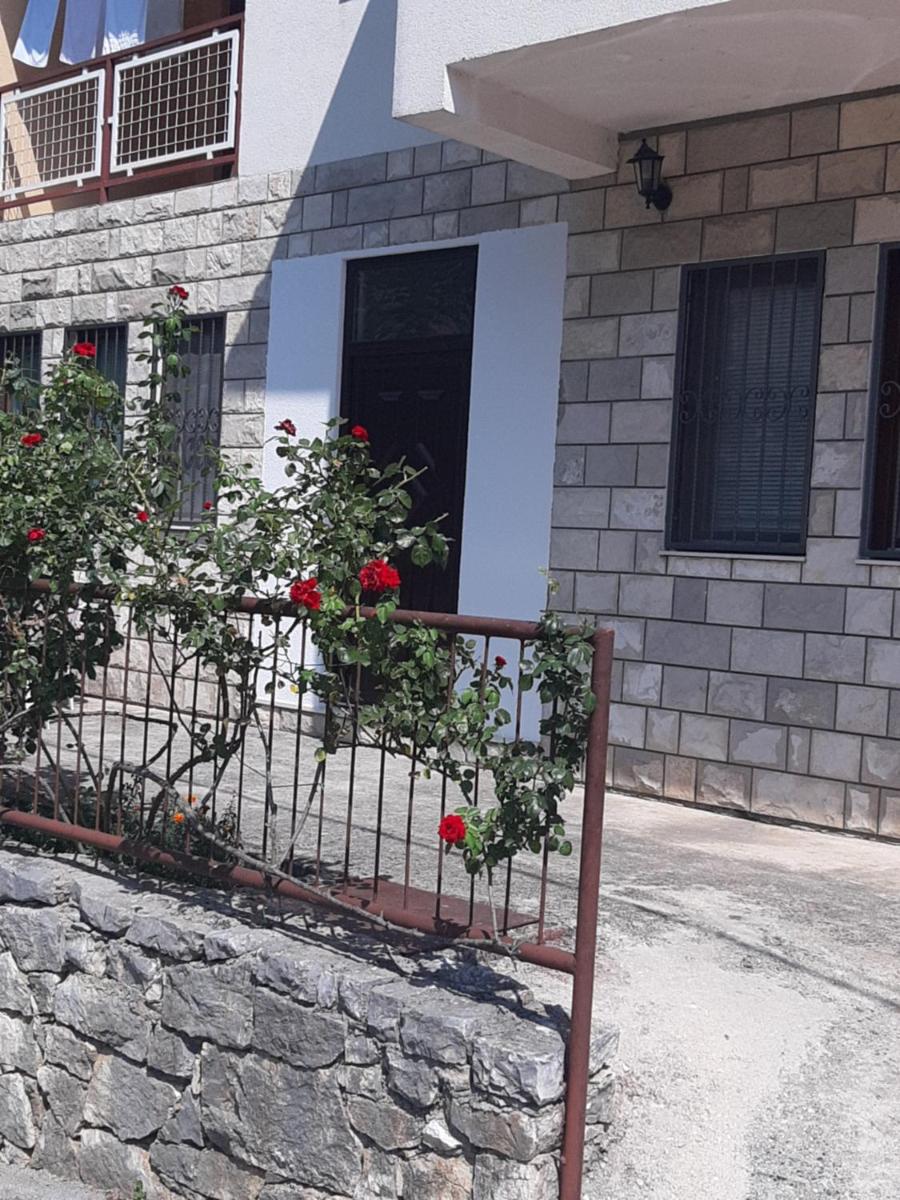Apartman Čerkez - Housity