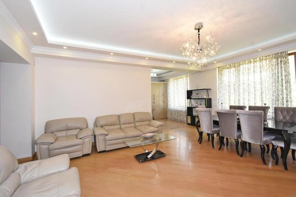 Kievyan street, 3 bedrooms Modern, New Euro Renovated House AR231 - Housity