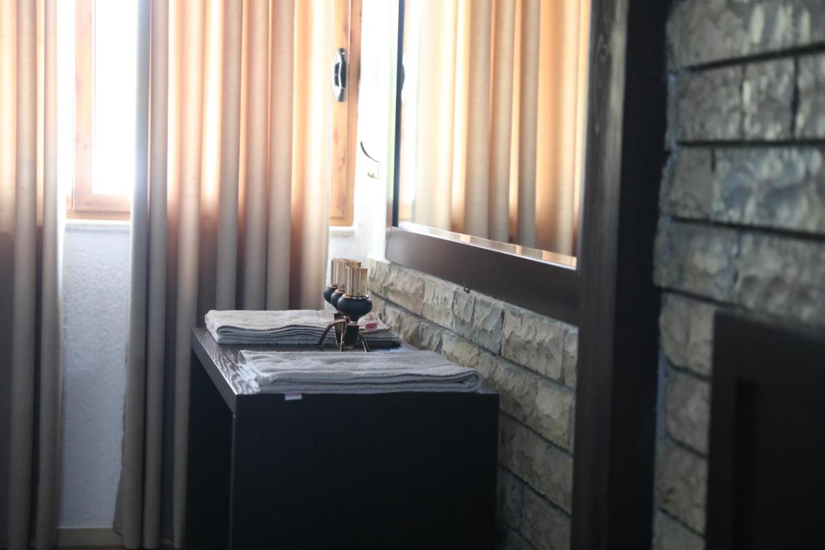 Hotel Paris - Housity