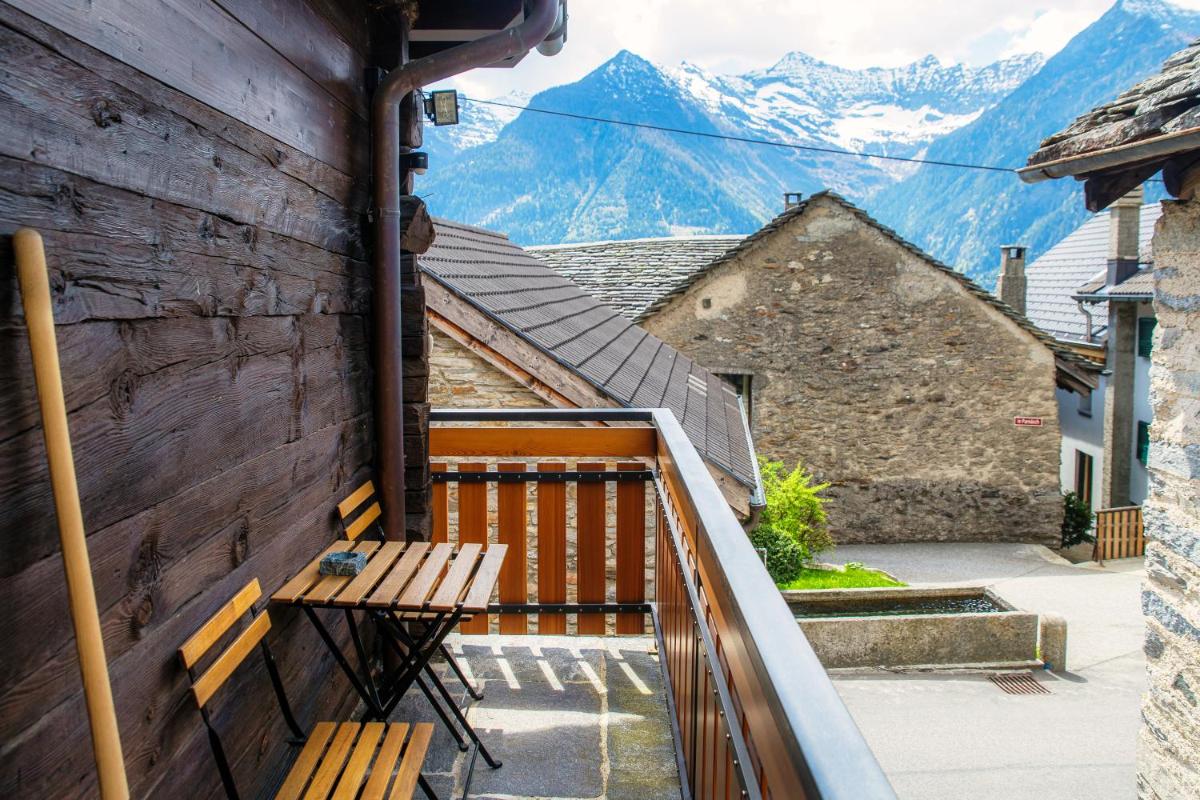 Baita dal Gat by Quokka 360 - modern wooden chalet in Faido - Housity