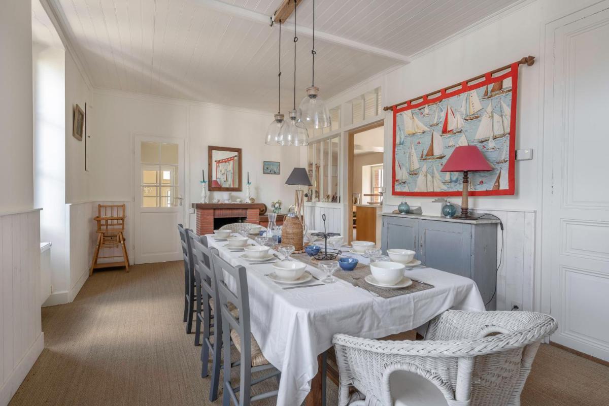 Villa familiale pour 11 personnes à 300m de la mer - Housity