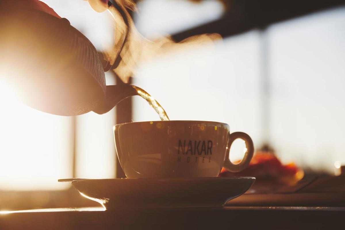 Utensilios para hacer té y café en Nakar Hotel
