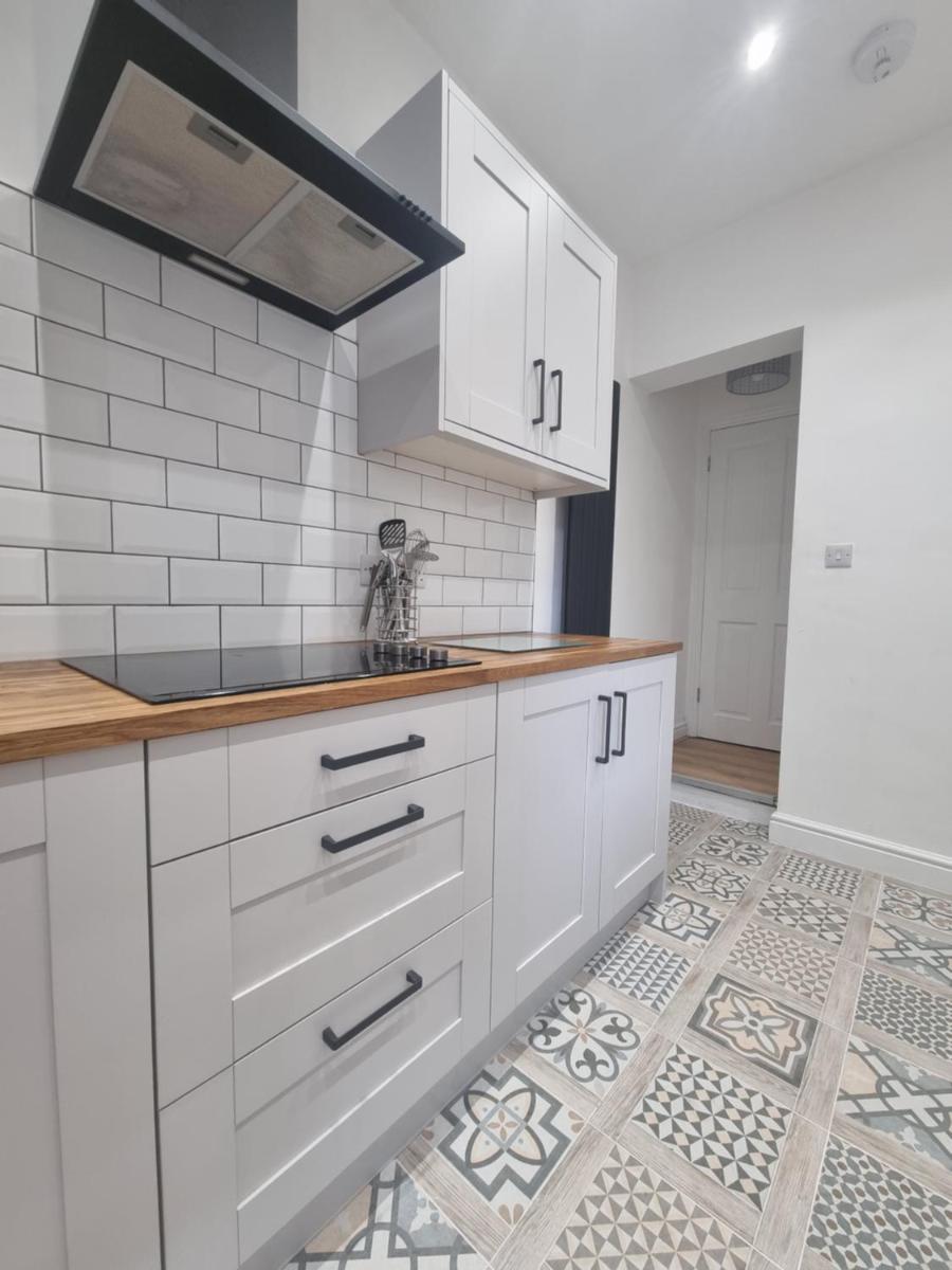 Highly Modern home, 3 bed, close to the Lake District - Housity